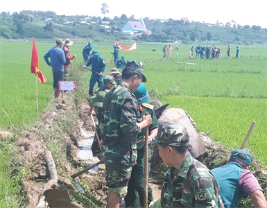 Quân dân đồng lòng trên mặt trận dựng xây nông thôn mới