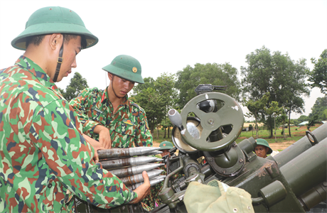 Đột phá trong huấn luyện ở Lữ đoàn 77