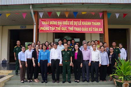 Khánh thành khu sinh hoạt văn hóa, thể dục thể thao tặng đồng bào công giáo