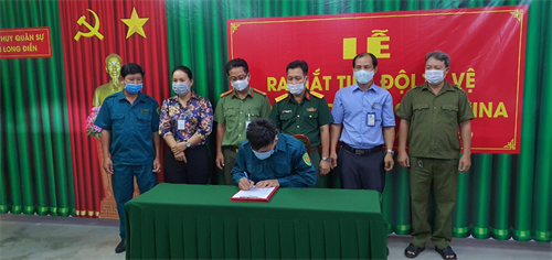 Ra mắt tiểu đội tự vệ Công ty Changchun Vina