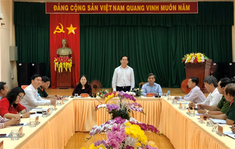 Bí thư Tỉnh ủy Bà Rịa - Vũng Tàu làm việc với LLVT huyện Côn Đảo