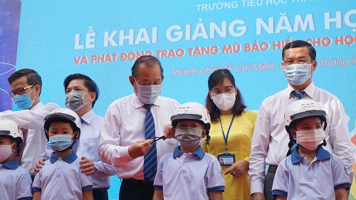 Phát động “Tháng cao điểm an toàn giao thông cho học sinh đến trường”