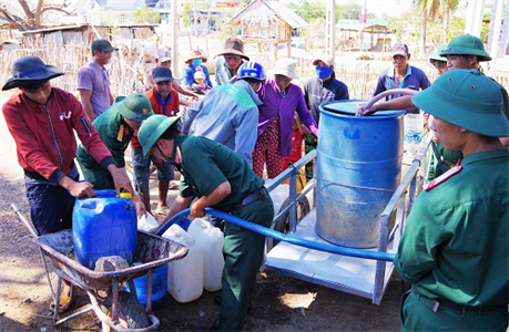 Củng cố niềm tin của dân thông qua công tác dân vận