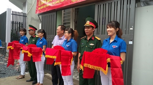 Tổng Công Ty 28 Bộ Quốc phòng trao tặng “Ngôi nhà 100 đồng”
