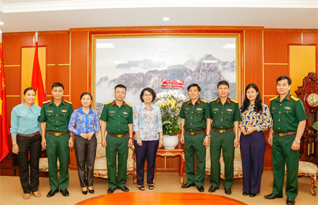 Các đơn vị chúc mừng Tổng công ty Thái Sơn nhân kỷ niệm Ngày Doanh nhân Việt Nam