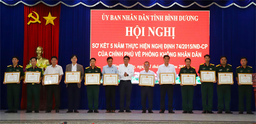 UBND tỉnh Bình Dương sơ kết 5 năm thực hiện Nghị định 74/2015 của Chính phủ về phòng không Nhân dân
