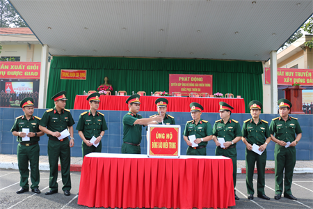 Trung đoàn Gia Định chung tay hướng về đồng bào miền Trung