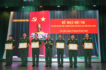 Đảng ủy Quân sự tỉnh Tây Ninh bế mạc hội thi bí thư chi bộ giỏi