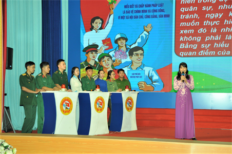 Ban CHQS huyện Bến Lức tổ chức Ngày pháp luật nước cộng hòa xã hội chủ nghĩa Việt Nam