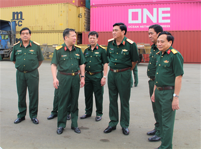 Quân khu 7 kiểm tra nhiệm vụ quân sự, quốc phòng tại công ty Tây Nam