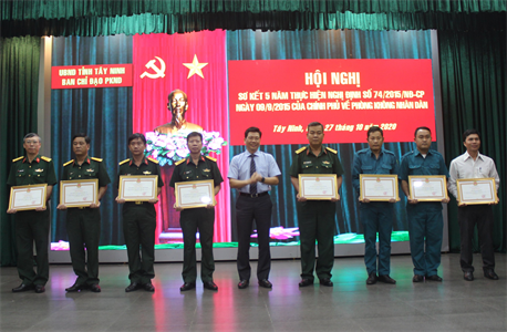 Tỉnh Tây Ninh đẩy mạnh tuyên truyền công tác phòng không nhân dân
