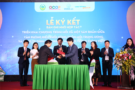 Viettel ký kết phối hợp triển khai chương trình Mỗi xã một sản phẩm trên sàn TMĐT Vỏ Sò