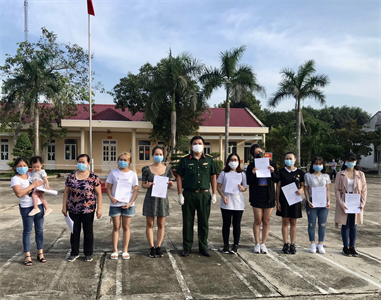 213 công dân cách ly tại Trung đoàn Minh Đạm trở về nơi cư trú