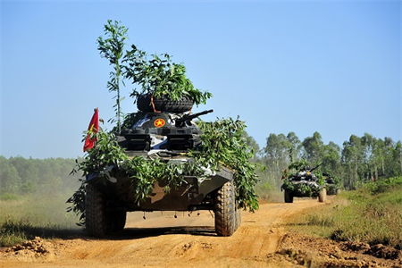 Bộ Tư lệnh TP.HCM diễn tập bắn đạn thật cấp tiểu đoàn bộ binh