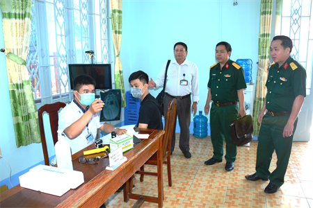 Kiểm tra khám sức khỏe nghĩa vụ quân sự (NVQS) tại Tân Uyên- Bình Dương