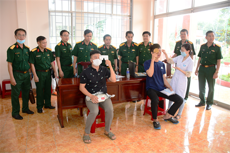 Kiểm tra khám sức khỏe nghĩa vụ quân sự tại BCHQS huyện Thống Nhất