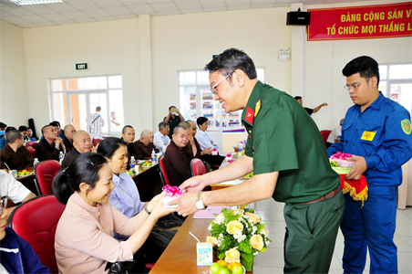 Họp mặt giao lưu giữa LLVT với chức sắc, chức việc các tôn giáo trên địa bàn quận Bình Thạnh