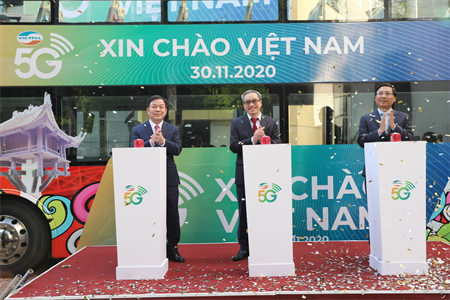 Viettel chính thức khai trương kinh doanh thử nghiệm 5G