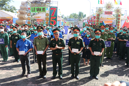 Bế mạc hội trại “Về nguồn” tại Bình Hòa Nam