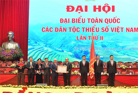 Tổ chức trọng thể Đại hội đại biểu toàn quốc các dân tộc thiểu số Việt Nam lần thứ II