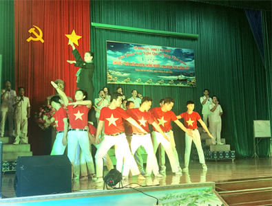 Liên hoan văn nghệ “Tiếp lửa truyền thống người lính Đoàn tàu không số”