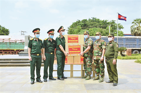Hiệu quả công tác đối ngoại quốc phòng của Quân khu