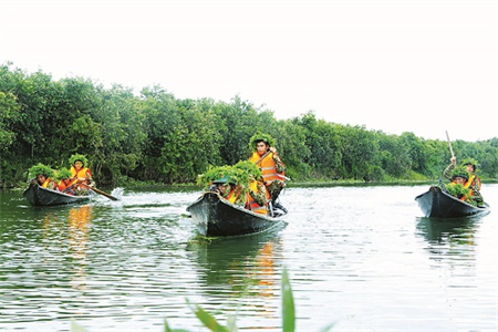 Vững vàng quê hương “Trung dũng, kiên cường”