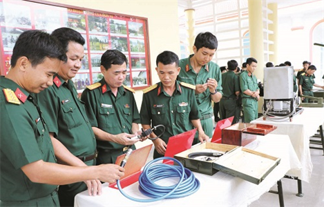 Lữ đoàn 75: Sáng tạo trong xây dựng chính quy về công tác bảo đảm kỹ thuật