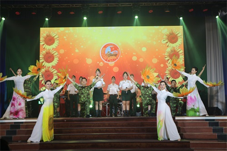 Chủ động đấu tranh phòng, chống “Diễn biến hòa bình” trên lĩnh vực tư tưởng, văn hóa ở đơn vị cơ sở