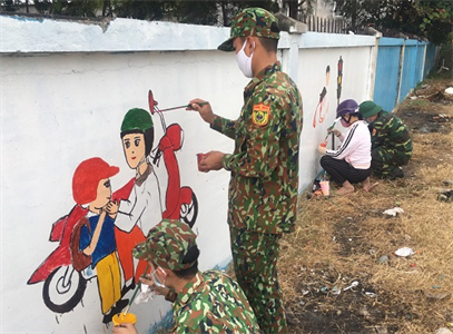 Ra quân dọn vệ sinh môi trường và làm đẹp tuyến đường giao thông