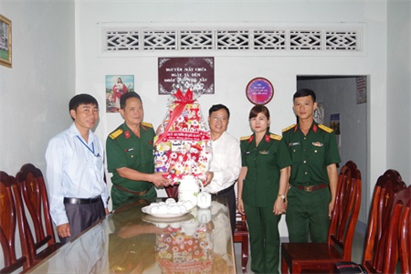 Trường bắn Quốc gia khu vực 3 chúc mừng các giáo xứ nhân dịp lễ giáng sinh