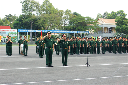 Bộ Tư lệnh Thành phố Hồ Chí Minh tổ chức lễ chào cờ đầu năm