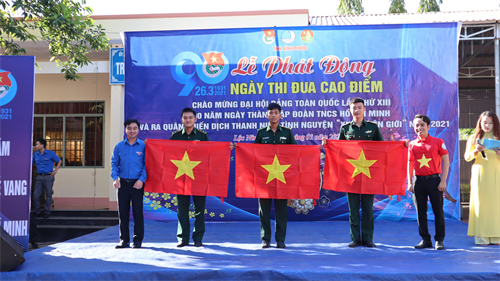 Bình Phước phát động 90 ngày thi đua cao điểm và ra quân chiến dịch tình nguyện