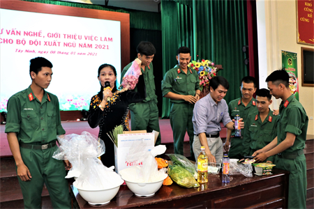 Luôn giữ vững tinh thần khởi nghiệp đam mê, sáng tạo và bền bỉ