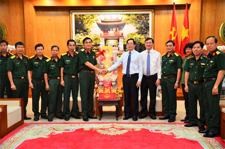 Thiếu tướng Võ Văn Thi, Phó Tư lệnh Quân khu 7 thăm, chúc Tết tại tỉnh Bà Rịa - Vũng Tàu