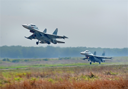 Đại hội XIII và sự phát triển về đường lối bảo vệ Tổ quốc
Bài 2: Những chủ trương mới về xây dựng Quân đội