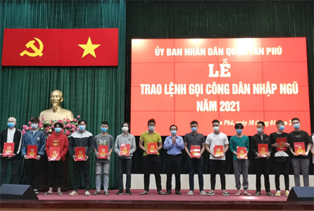 186 thanh niên quận Tân Phú sẵn sàng nhập ngũ