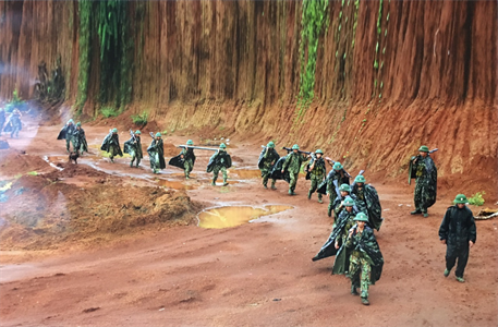 Xây dựng LLVT huyện Lộc Ninh, tỉnh Bình Phước vững mạnh toàn diện