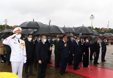 Lãnh đạo Đảng, Nhà nước vào Lăng viếng Chủ tịch Hồ Chí Minh nhân dịp Tết Nguyên đán Tân Sửu
