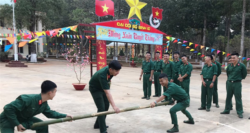 “Góp lửa” gìn giữ trò chơi dân gian