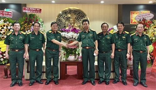 Bộ CHQS tỉnh Bà Rịa - Vũng Tàu thăm, chúc mừng Bệnh viện Quân y 175 và Bệnh viện Quân y 7A