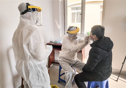 Tỉnh Lâm Đồng:  Xét nghiệm SARS-CoV-2 cho thanh niên chuẩn bị lên đường nhập ngũ