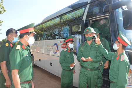 Tiểu đoàn 208 tiếp nhận huấn luyện 420 tân binh