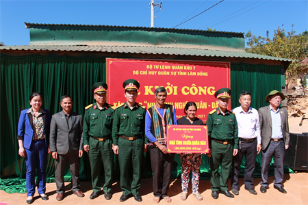 Bộ CHQS tỉnh Lâm Đồng khởi công xây dựng nhà “tình nghĩa quân – dân”