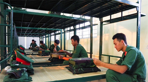 Tạo không khí vui tươi, phấn khởi trong đơn vị