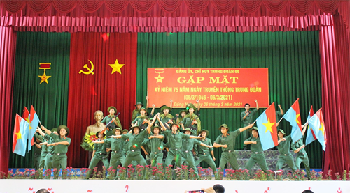 Gặp mặt kỷ niệm 75 năm Ngày truyền thống Trung đoàn 96