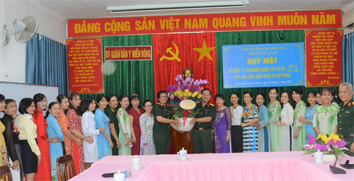 Bệnh viện Quân dân y miền Đông họp mặt kỷ niệm Ngày Quốc tế Phụ nữ