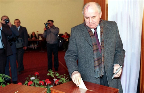 Chuyện chưa kể về cuộc trưng cầu dân ý 30 năm trước dẫn đến sự sụp đổ của Liên Xô