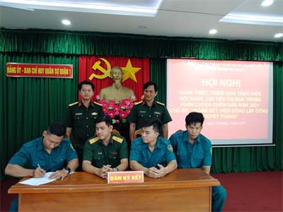 Quận 1 triển khai nội dung, chỉ tiêu thi đua trong huấn luyện chiến đấu