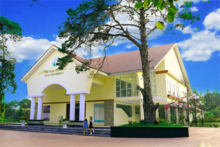 Thành lập Trung tâm Giáo dục quốc phòng và an ninh tại Trường Đại học Đà Lạt